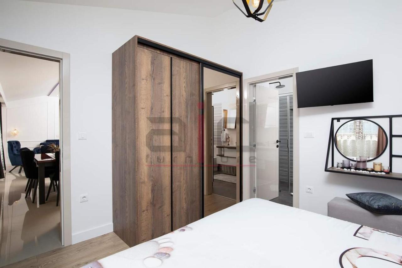 Pula Porta Aurea & Wellness Oasis Appartement Buitenkant foto
